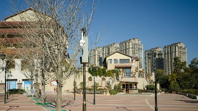 昆明云茂是云南本地天網工程,雪亮工程監控桿,操作臺整體定制廠商